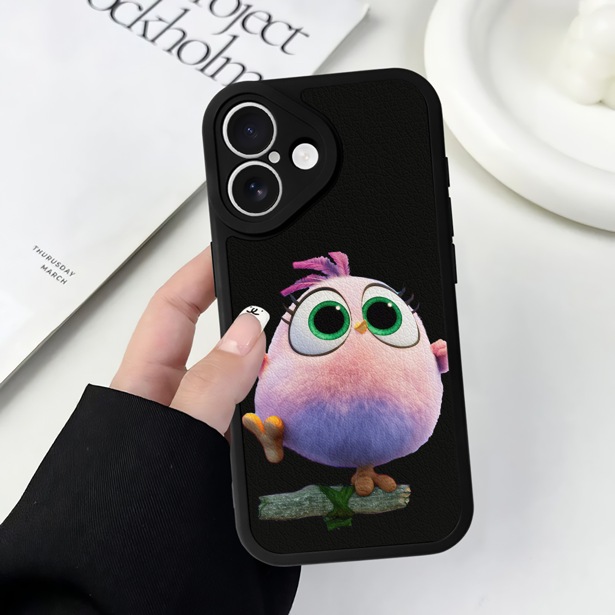 （画像用） Angry Birds アングリーバード 【iPhone 16シリーズ対応】シリコンスマホケース（レザー調） 材質：シリコン